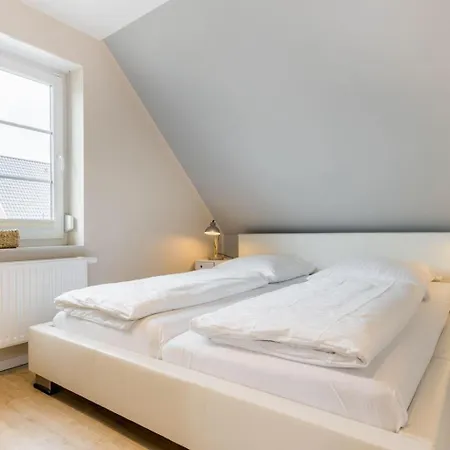 Holiday home Droemhus-id-911